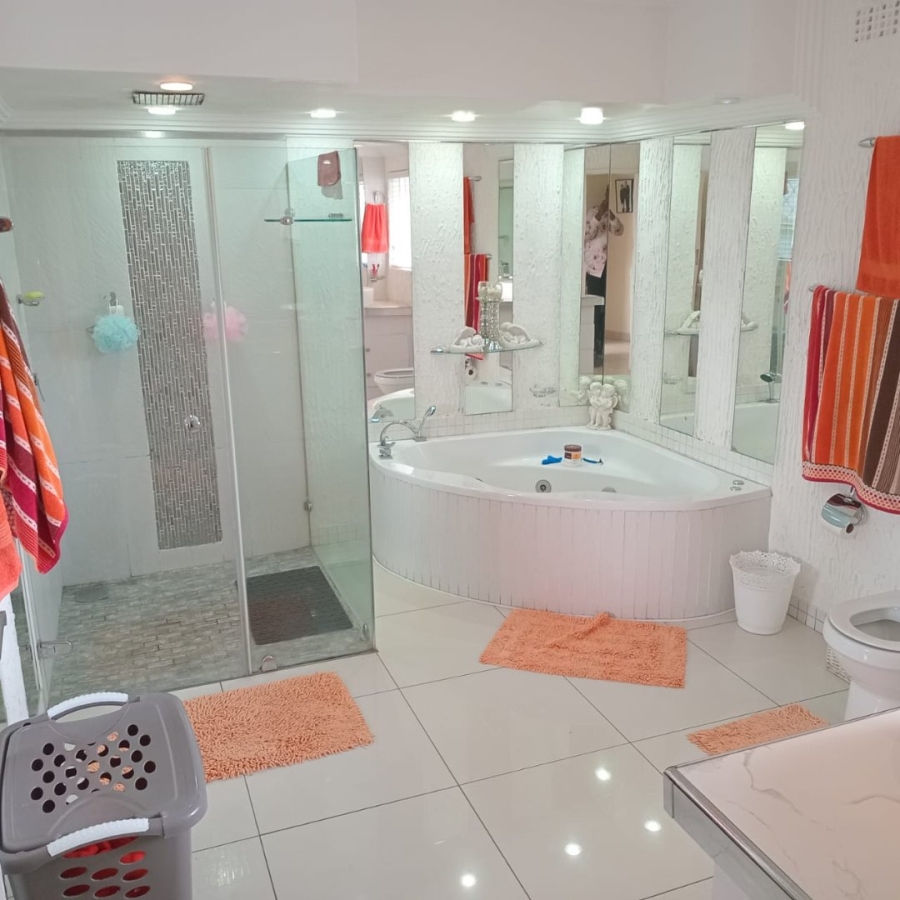 4 Bedroom Property for Sale in Dorchester Heights Eastern Cape